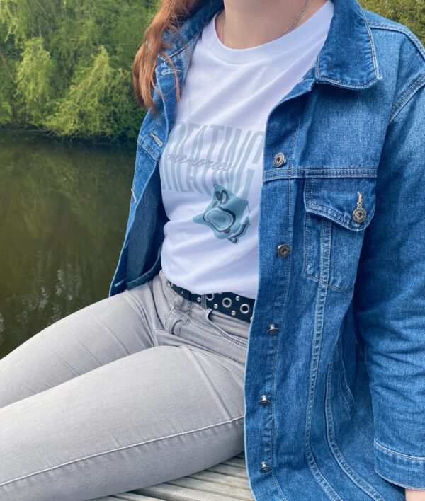 T-shirt creating memories close up