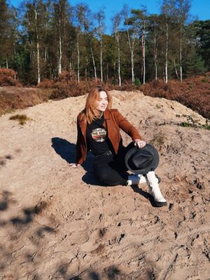 T-shirt enjoy the ride zwart